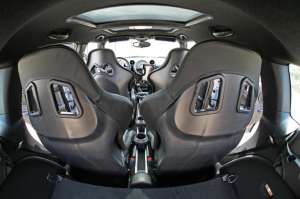 Mini-Cooper-S-All4-Countryman-19