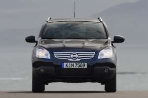 Nissan-Qashqai-2-1