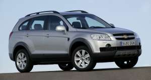 Chevrolet-Captiva-2.4-LS-
