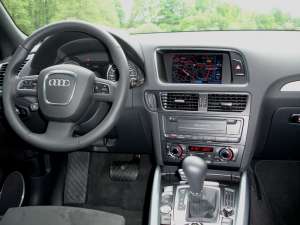 Audi-Q5-9