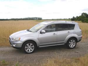 Mitsubishi-Outlander-2