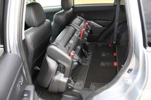 Mitsubishi-Outlander-7