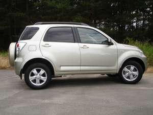 Daihatsu-Terios-1