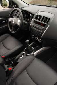 Mitsubishi-ASX-2