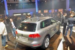 VW-Touareg-Hybrid-3