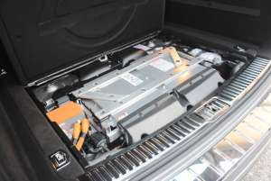 VW-Touareg-Hybrid-2