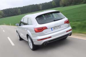 Audi-Q7-1