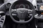 Toyota-RAV4-2