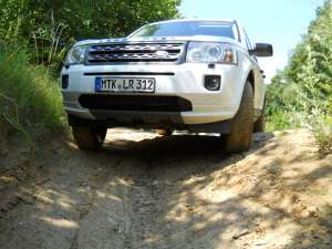 land-rover-freelander