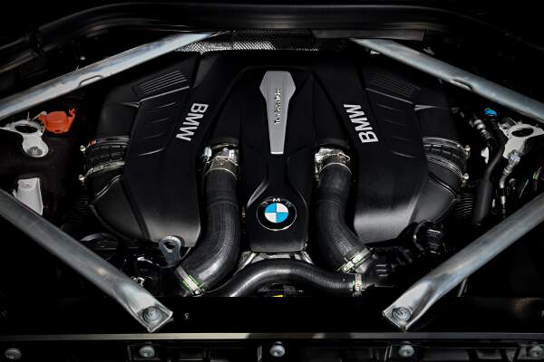 BMW X7 Motor