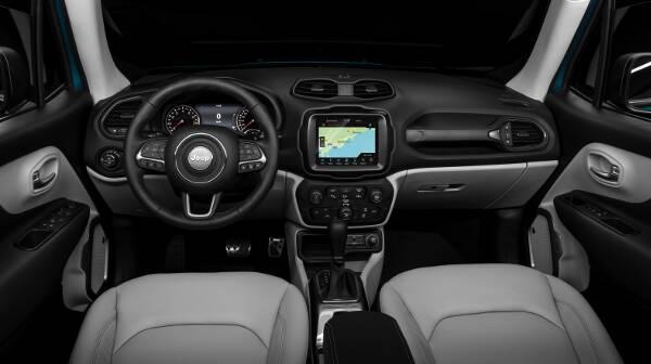 Jeep Renegade Limited Innenraum Cockpit