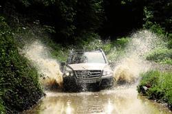 Mercedes-Benz GLK-Klasse im Gel&auml;nde