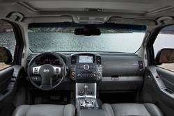 Nissan Pathfinder - Innenraum