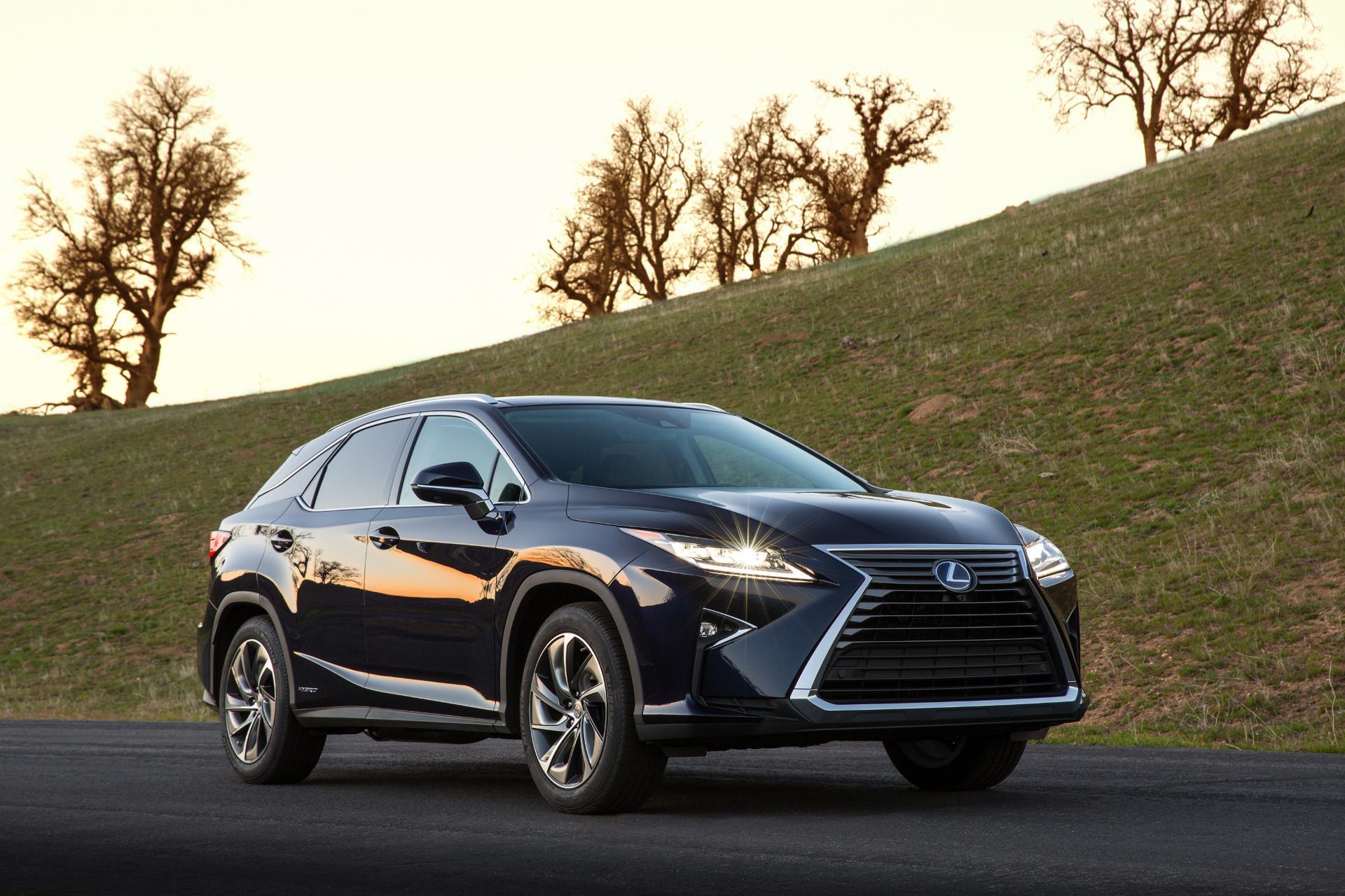 Lexus rx450h новый