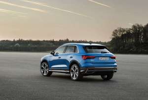 Audi-Q3-2-Generation-Exterieur-Heckperspektive-Blau-4