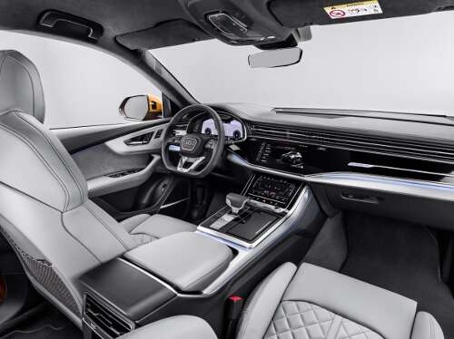Audi Q8 SUV Modell 2018 Interieur Cockpit