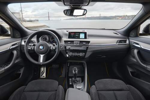 BMW X2 Cockpit