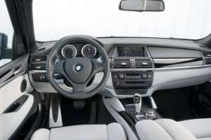BMW-X5-M-E70-4