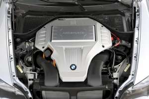 BMW-X6-Active-Hybride-8