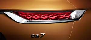 DS7-Crossback-SUV-Modell-2018-Exterieur-Detail-Heckleuchte
