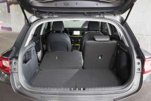 Kia-Stonic-SUV-Modell-2017-Interieur-Kofferraum