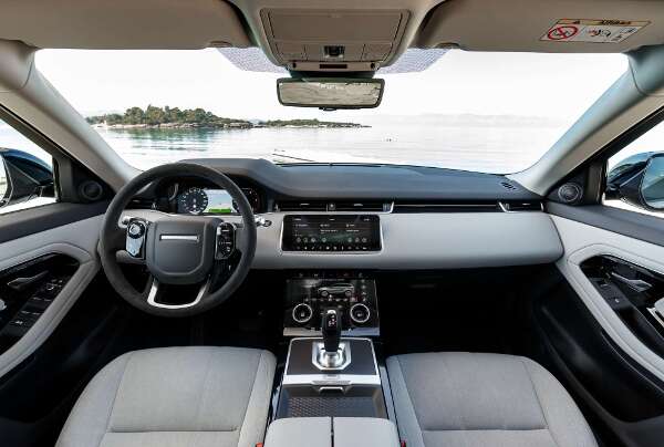 Range Rover Evoque Innenraum Cockpit