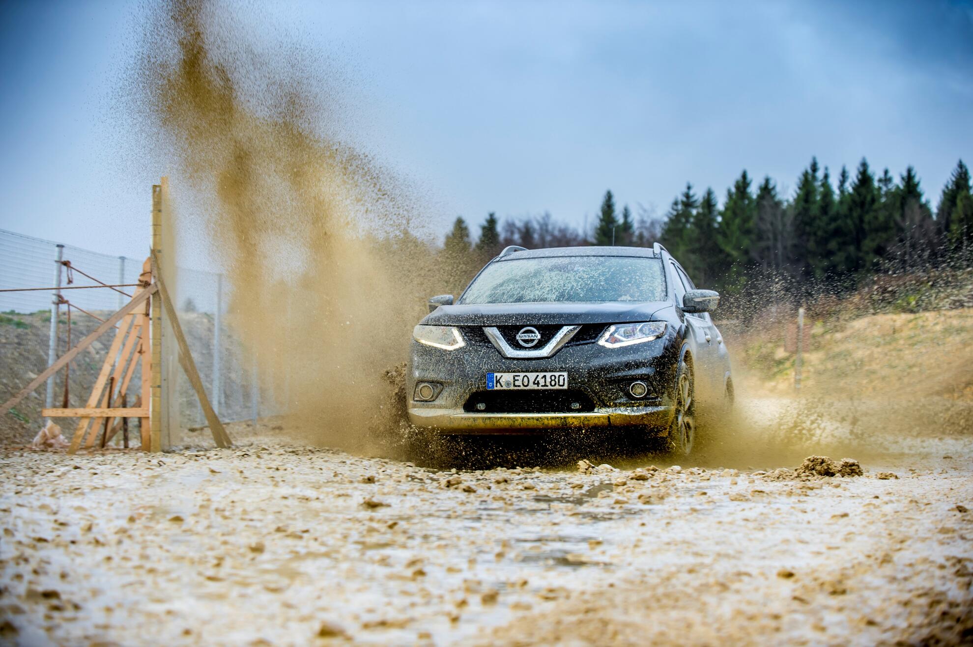 Nissan x trail offroad