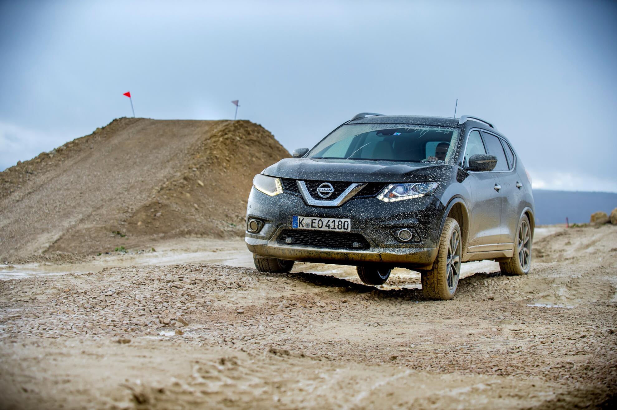 Nissan x trail offroad