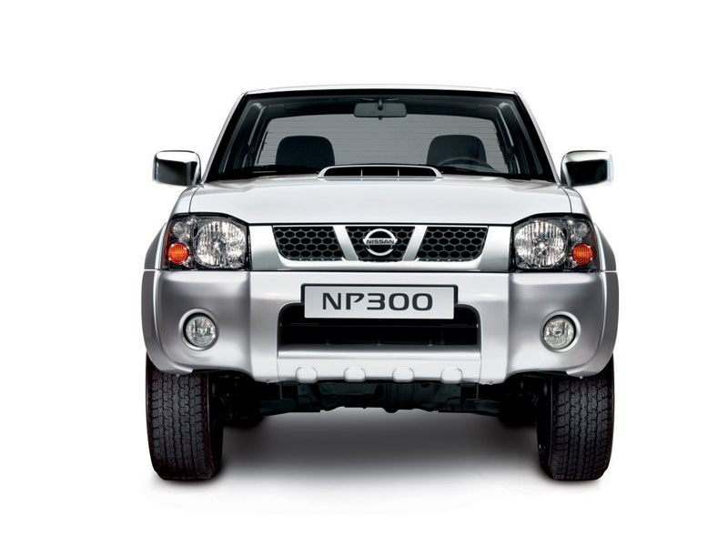 Nissan np300 чехлы