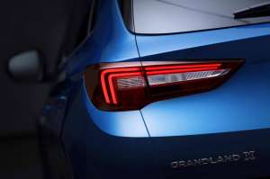 Opel-Grandland-X-2017-Exterieur-Heckscheinwerfer