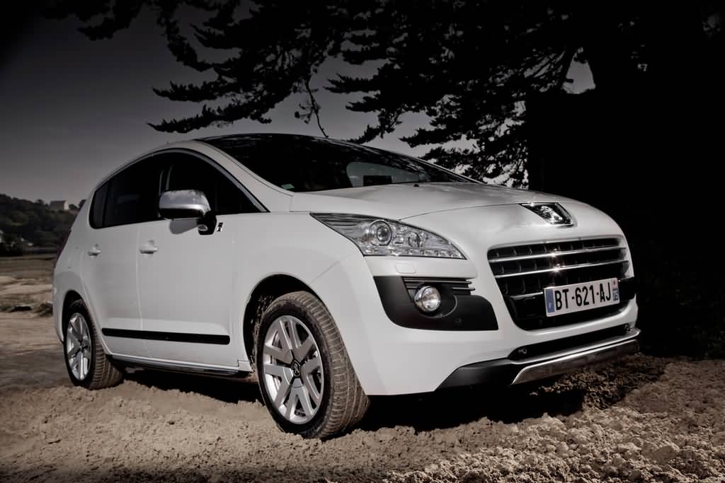 Peugeot модель 3008