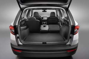 Skoda-Karoq-SUV-2017-Interieur-Kofferraum-umgeklappte-Sitze