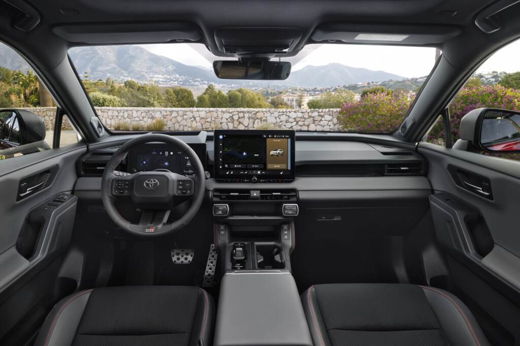 Toyota Rav4 6.Generation Interieur