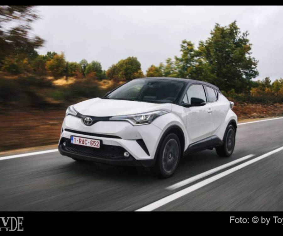 Toyota C-HR | 1. Generation