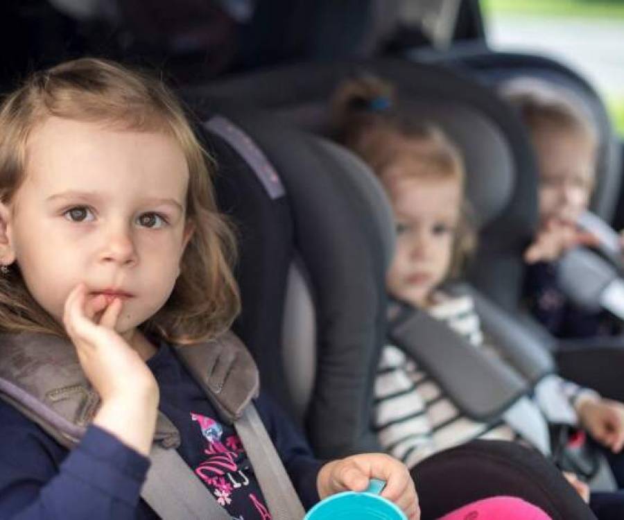 SUVs für Großfamilien | In diese Autos passen mindestens 3 Kindersitze