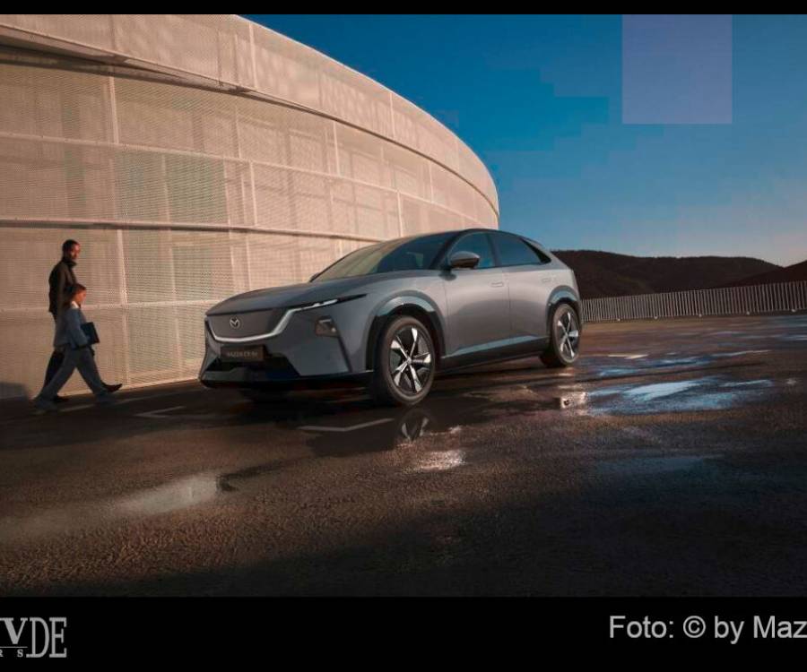 Mazda CX-6e | 1. Generation 