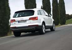 Audi-Q7-4.2-TDI-4l-Mj-2009-Exterieur-2-b