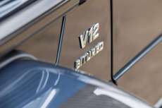 Mercedes-Maybach-G-650-Landaulet-Exterieur-Schriftzug-Kotflügel