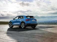 Audi-Q3-2-Generation-Exterieur-Heckperspektive-Blau-3