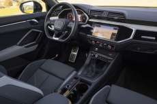 Audi-Q3-Sportback-Interieur-Cockpit-2-b
