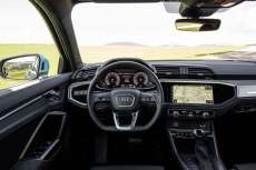 Audi-Q3-Sportback-Interieur-Cockpit-5-b