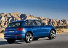Audi-Q5-Mj-2009-Seitenansicht-blue-3