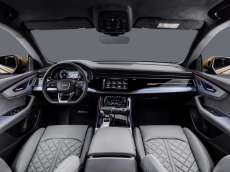 Audi-Q8-SUV-Modell-2018-Interieur-Cockpit-3
