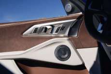 BMW-XM-Interieur-7