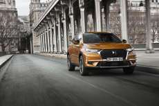 DS7-Crossback-SUV-Modell-2018-Exterieur-Frontal