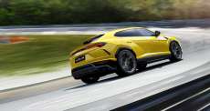 Lamborghini-Urus-Exterieur-in-Action-Heck-in-der-Kurve Lamborghini-Urus-Exterieur-in-Action-Heck-in-der-Kurve