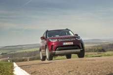 Land-Rover-Discovery-2017-Font
