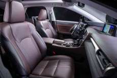 2016-Lexus-RX-450h-interieur