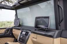 Mercedes-Maybach-G-650-Landaulet-Interieur-abdunkelbare-Trennscheibe