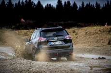 Nissan-X-Trail-Offroad-Heck
